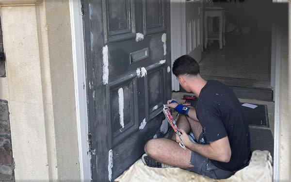 door painting